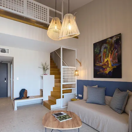 Falena Luxury