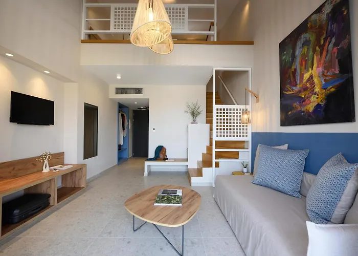 Falena Luxury Kalyves Polygyrou