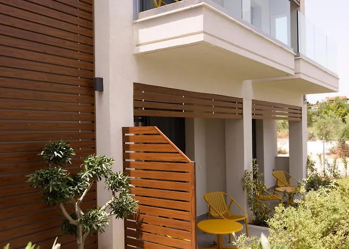 Falena Luxury